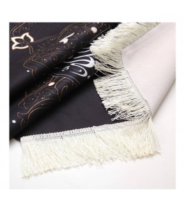 کتیبه مخمل تک پایین مثلثی ریشه دار منقش با نام اباعبدالله