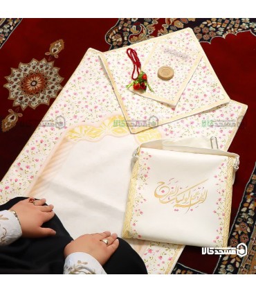 کیف وسجاده مخمل سه تیکه طرح بهار